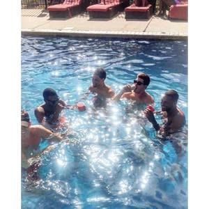 Meet your Posher, Mitchell